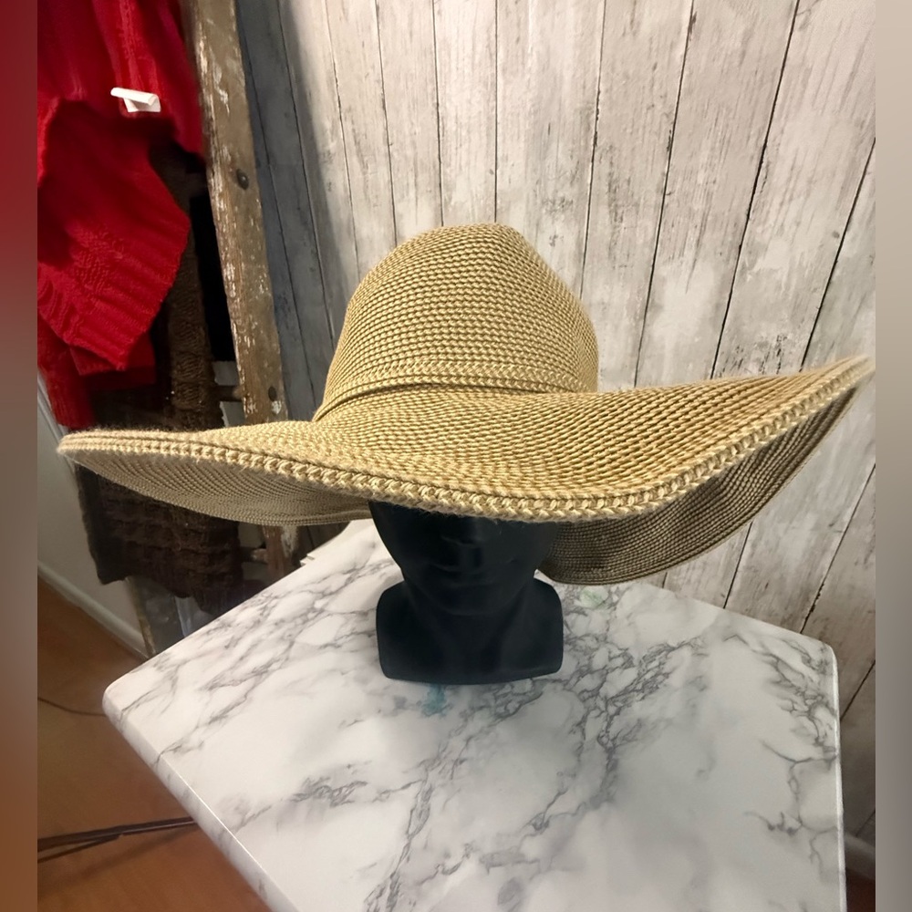 Sunday Afternoons Women's Wide Brim Tan Packable Hat UPF 50+
